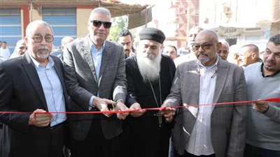 بتخفيضات 30%.. محافظ أسوان يفتتح المعرض الدائم للسلع الغذائية المخفضة بدراو