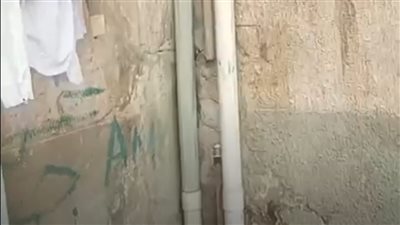 عاجل| جهاز مدينة 15 مايو يصدم المواطنين ويقطع مواسير المياه لإجبارهم على تركيب عدادات الكترونية