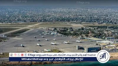 اصطدام حافلة بطائرة إسعاف في مطار معيتيقة الدولي