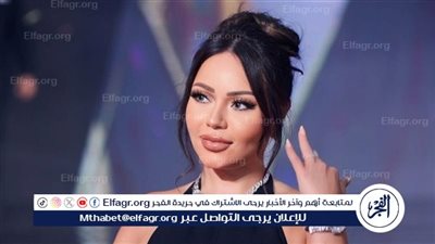 أسما إبراهيم تُكرم بجائزة آمال العمدة وتكشف عن صورة مع زوجها لأول مرة