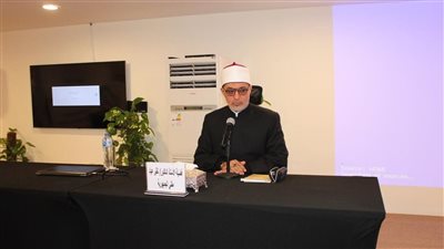 إعادة صياغة..مفتي الجمهورية يستقبل وفدًا من المنظمة العالمية لخريجي الأزهر بليبيا