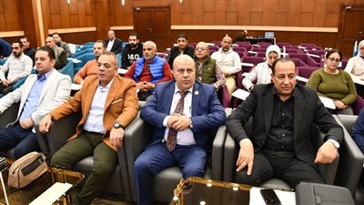 محافظ جنوب سيناء يترأس اجتماعا موسعا لمتابعة ملف التصالح وموقف تنفيذ مشروعات الخطة الاستثمارية 