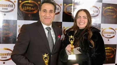 تكريم مصطفى خاطر وأحمد شيبة في حفل توزيع جوائز STARS بدبي