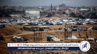 الرئاسة الفلسطينية تناشد بالضغط على إسرائيل للإسراع في إدخال المنازل المؤقتة والخيام لغزة