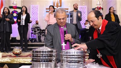 رئيس الطائفة الإنجيلية يشارك في احتفال الأزبكية بضم أعضاء جدد