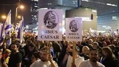 تصاعد الاحتجاجات الإسرائيلية وسط تعثر صفقة تبادل الأسرى مع حماس