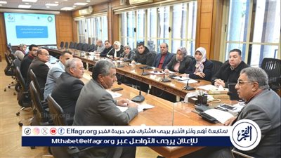 لمتابعة أعمال تطوير المناطق غير المخططة ببلقاس ..محافظ الدقهلية يجتمع بمسئولي العربية للتصنيع 