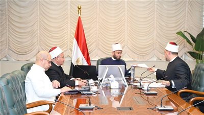 وزير الأوقاف يجتمع بمدير مديرية أوقاف المنوفية بمقر الوزارة بالعاصمة