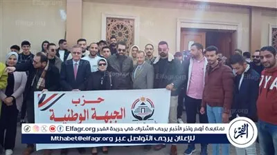 توافد المواطنين لتحرير توكيلات لتأسيس حزب الجبهة الوطنية فى البحيرة (صور)