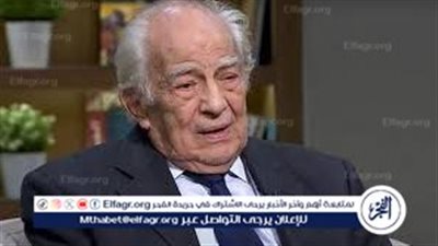 من السيدة زينب إلى قلوب المصريين.. رحلة رشوان توفيق الفنية والشخصية