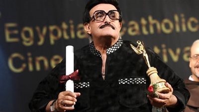 اليوم.. ذكرى ميلاد عملاق الكوميديا سمير غانم 