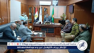  وكيل تعليم الدقهلية يجتمع بمديري الإدارات التعليمية وغرفة عمليات الأعدادية عبر الفيديو كونفرانس