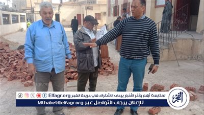 لفصل مقدم الخدمة عن متلقيها.. مدخل خاص للمواطنين بالمركز التكنولوجي بمركز صدفا فى أسيوط 