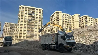 استجابة لتوجيهات رئيس الوزراء.. رفع 375 ألف م3 مخلفات ورتش بتكلفة 37.5 مليون جنيها ببورسعيد