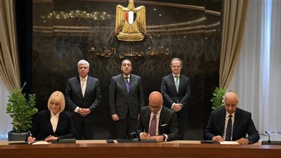رئيس الوزراء يشهد توقيع مذكرة تفاهم لتأسيس حرم رائد لجامعة إكستر البريطانية في مصر