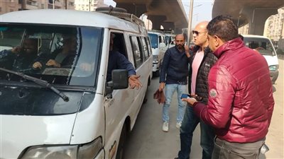 متابعة دورية..ضبط 400مخالفة خلال حملات لجهاز السرفيس بالجيزة