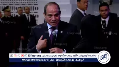 الرئيس السيسي يوجه الشكر لوالدة الشهيد عمر القاضي ويشيد بتضحيات رجال الشرطة