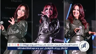 فى أولى حفلاتها عقب 