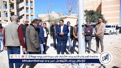 محافظ مطروح يتفقد حملة النظافة علي منطقة عمارات محدودي الدخل 