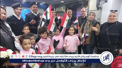 زيارة لـ طلاب وإدارة مدرسة طلخا المتميزة 2 لمركز طلخا والمرور للتهنئة بعيد الشرطة