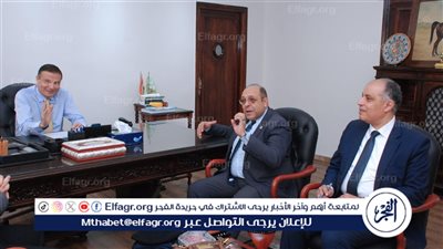 وزير الزراعة يبحث تحويل 