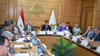 57 جامعة تشارك في هاكاثون تطبيقات الذكاء الاصطناعي ومستقبل مصر الرقمي بجامعة بنها