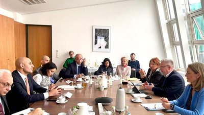 عبد اللطيف يبحث مع الأمين العام لمؤتمر وزراء الثقافة بألمانيا سبل التعاون فى تطوير التعليم قبل الجامعي