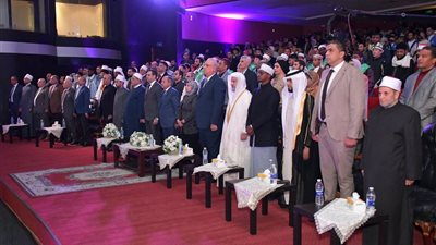 بورسعيد الدولية تُعلن أسماء الفائزين بالمنافسات المحلية.. والمحافظ يسلمهم الجوائز المالية في حفل كبير