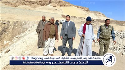 بتكلفة 30 مليون جنية.. استمرار أعمال التمهيد لـ رصف طريق دير القصير لربط قرى شرق النيل 