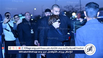 لبلبة تؤدي واجب العزاء لمصطفى شعبان فى شقيقه 