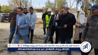 زيارة مفاجئة لرئيس مياه أسيوط لمتابعة المشروعات بمركز الفرافرة بالوادى الجديد 