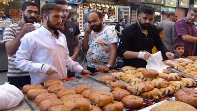 رمضان في سوريا.. روحانية متوارثة وموائد عامرة