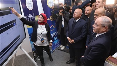 وزير النقل يدشن منصة اليخوت المحلية خلال فعاليات المعرض الدولي لليخوت 