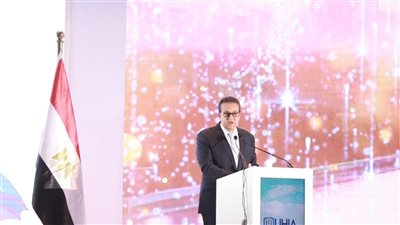 عبدالغفار: الاستثمار في القطاع الصحي ضرورة لمواجهة تحديات نقص الأسرة عن المعدلات العالمية