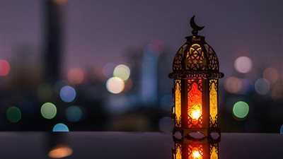 سوق الفوانيس يشتعل قبل رمضان.. تعرف على الأسعار في القاهرة والإسكندرية والدلتا والصعيد 