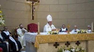 المطران شيحان يترأس قداس عيد القديس مارون بالبطركخانة المارونية بمصر الجديدة