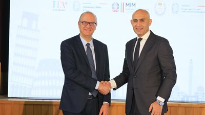 وزيرا التعليم المصري والايطالي يفتتحان 
