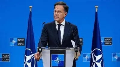 أمين عام الناتو يتفق مع ترامب على المساواة بين أمريكا وأوروبا في مساعدات أوكرانيا