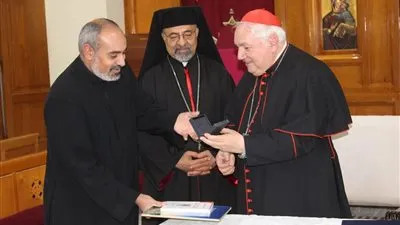 بطريرك الأقباط الكاثوليك ورئيس أساقفة مارسيليا يزوران الكلية الإكليريكية بالمعادي