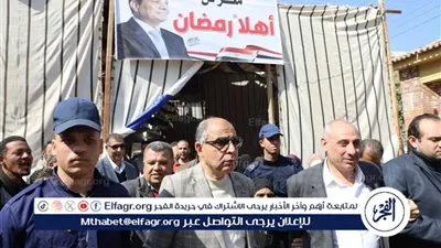 محافظ المنيا يفتتح معرضين