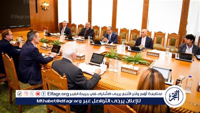 وزير الخارجية والهجرة يستقبل وفدا من مجلس النواب الأمريكي 