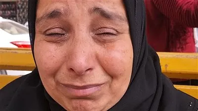 بعد إحالة المتهم للمفتي.. انهيار والدة الطالب احمد المقتول على يد مسن بالمنوفية 