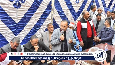 محافظ أسيوط يلتقي أهالي قرية بني حسين للاستماع إلى مطالبهم ومقترحاتهم