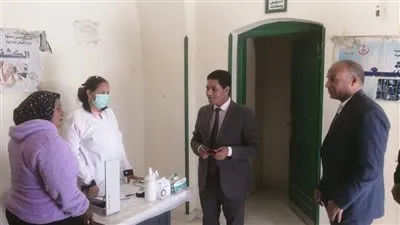 وكيل صحة الأقصر: الكشف على 560 حالة في القافلة الطبية بوحدة الحميدات بإسنا
