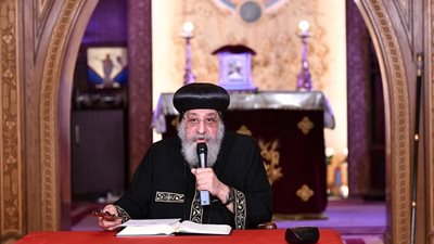 البابا تواضروس: نصلي من أجل شفاء بابا الفاتيكان وانتداب الأنبا برنابا لزيارته