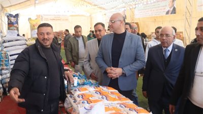 محافظ القليوبيه يفتتح معرضين لـ أهلا رمضان بمدينتي الخانكه وقليوب
