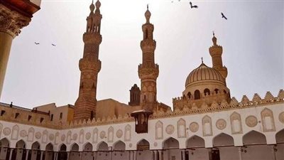 -بتوجيهات شيخ الأزهر..«بيت الزكاة والصدقات» يقدّم 3000 وجبة لإفطار الصائمين بالجامع الأزهر