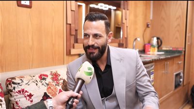 نيقولا معوّض: سعيد بالتعاون مع ياسمين صبري وهذا رأي زوجتي بها