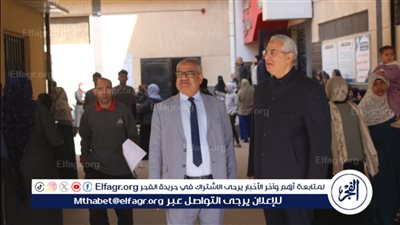 عميد طب والمدير التنفيذي يتفقدان سير العمل بأقسام مستشفى بني سويف الجامعي