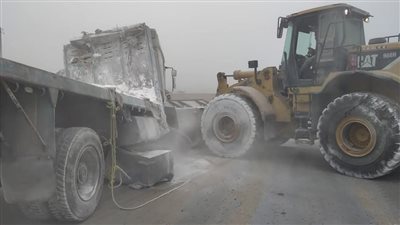 مصرع ثلاثة وإصابة 4 اثر تصادم سيارتين تريلا وملاكي على الطريق الاقليمي بالمنوفية